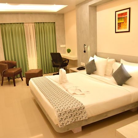 Hotel Rishiraj, Nagaon Nagaon  Екстер'єр фото
